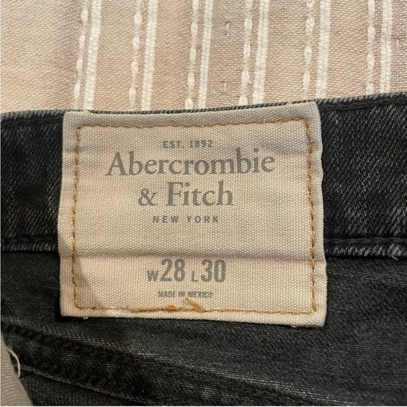 Abercrombie & Fitch Black Distressed Mid Rise Stretchy Skinny Jeans 28 - Picture 6 of 10